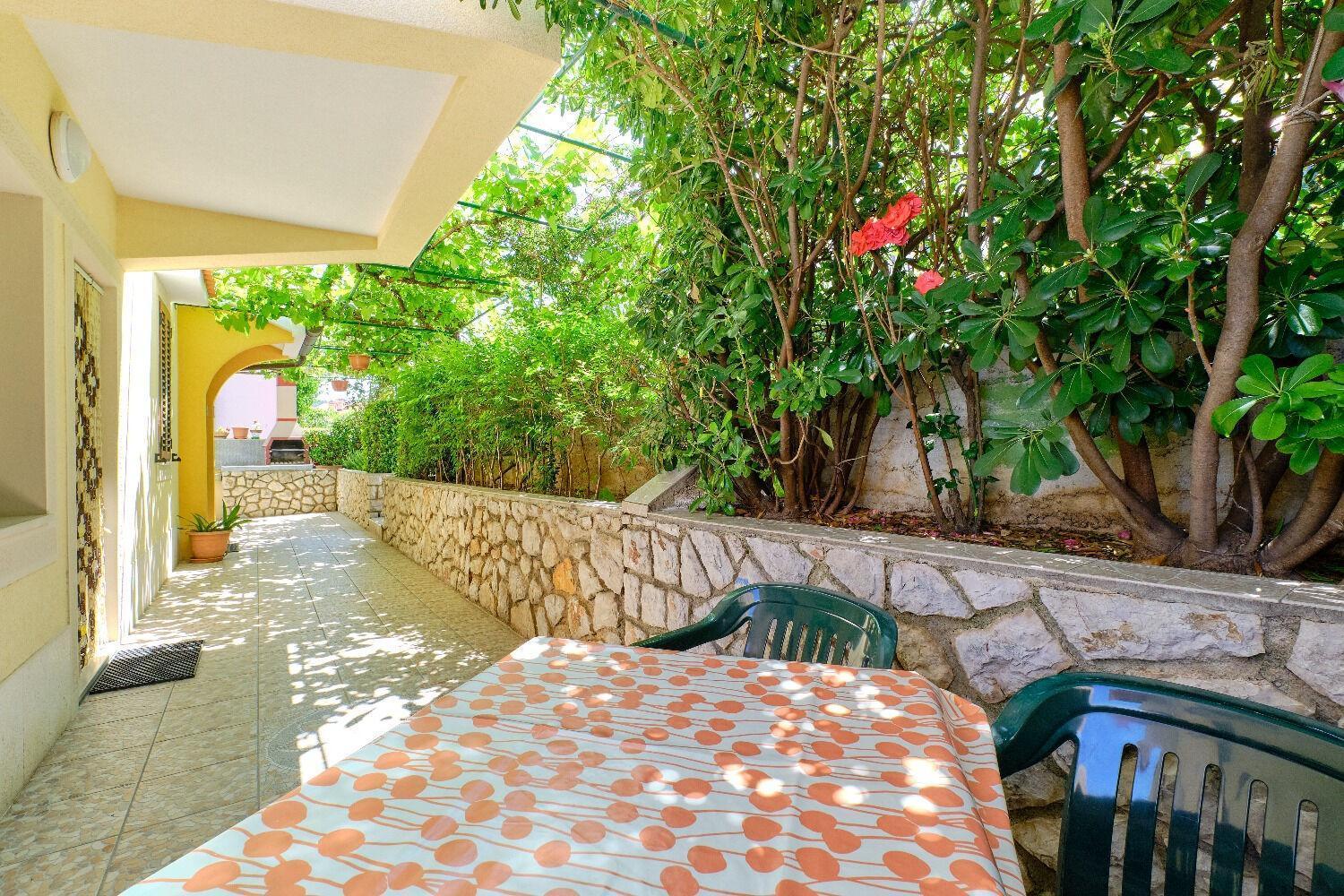 Apartments Nada - 150 M From Sea Mali Lošinj Exterior foto